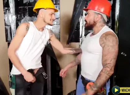 DILF Santi Noguera Stretched His Ass For Hunk Niko Demon
