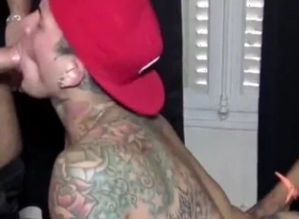 Bastian fucked bareback by Tahar the friendf Arab of Malik
