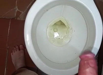 Compilation of Horny Twinks Peeing and Masturbating