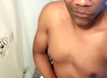 Jacking off in Shower