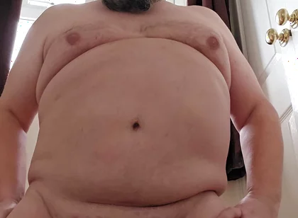 Kneeling Nude Wank to Camera