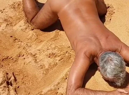 Ladysilva on the Beach Wanting to Fuck Her Hot Ass
