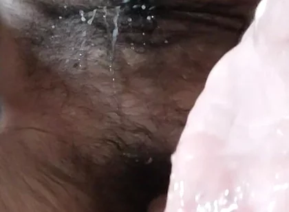 I Masturbate and Cum on My Hairy Body