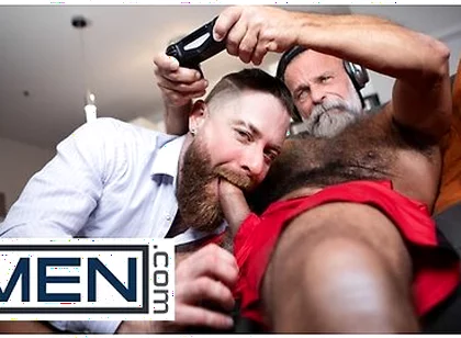 Men - Stepdaddy Cakes Sucks His Boyfriend Stepdaddy Johns Dick While He Is Gaming, Then Takes A Ride