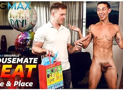 Bratty Twink Roommie Apologizes To B-day Hunk Wt His Cock - Des Irez, Andrew Delta