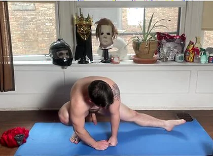 Danny Wilcoxx In Short Muscle Twink Stretches