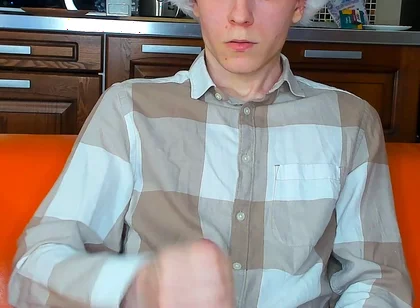 Alone After Class Twink Pumps to Pure Ecstasy