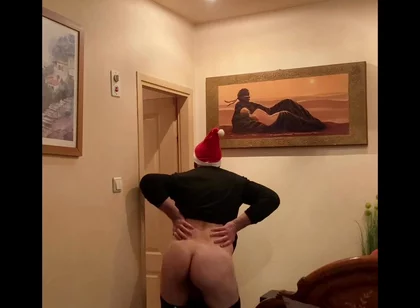 Mature Man Showing His Ass