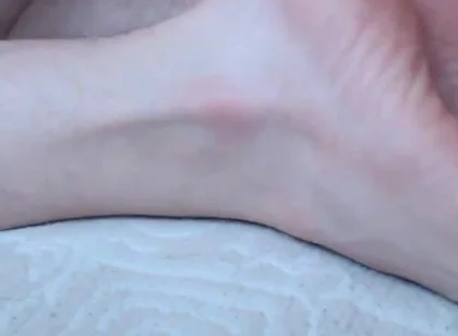 Cum on Sweet Twink's Feet(98_9)