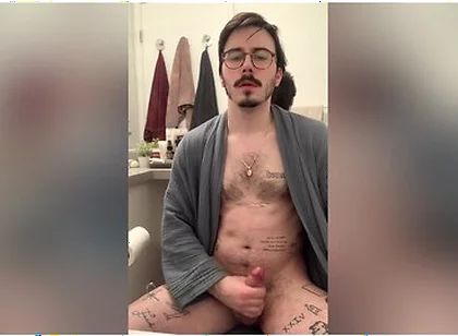 Bulging In My Robe And Jerking Off