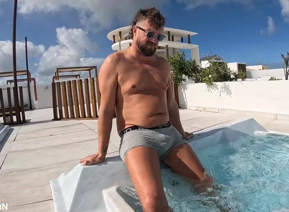 Pee Desperation in the Hot Tub