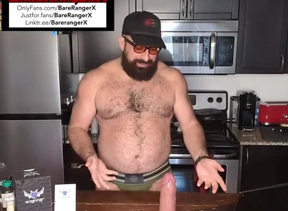 Review of Wildolo's Massive Dildo