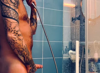Hot Shower and Quick Pee