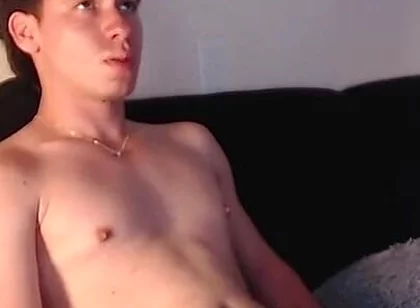 I Masturbate and Cum a Lot, Then I Suck My Hands with All My Cum