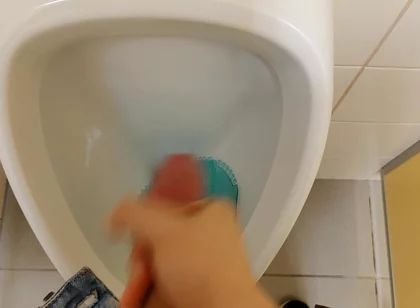 Piss, Jerking and Cum in the Hospital