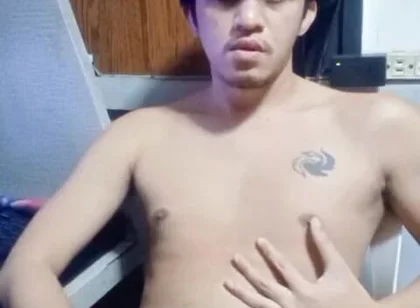Asia Twink Get His Own Cum