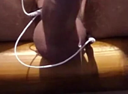 Hands-free Cumshot