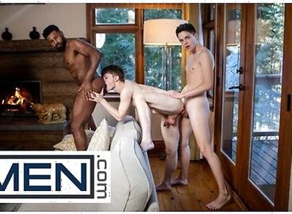 Troye Dean Gets Spit Roasted By Braxton Cruz And Jake Preston, Then Gets A Messy Facial