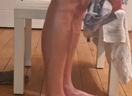 Hot Gay Twink Loves a Huge Fist in His Ass and Is Riding It