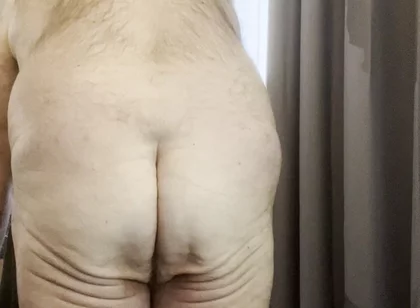 2026 Valentines Coach Karls Butt