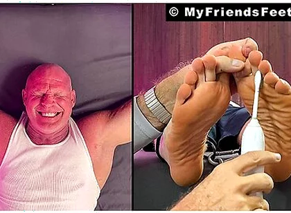 Hunk Dev Giggles Hard While Being Tickled From His Pits To His Feet