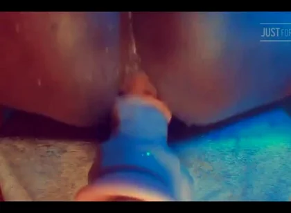 Phat Wobbly Booty Cheeks