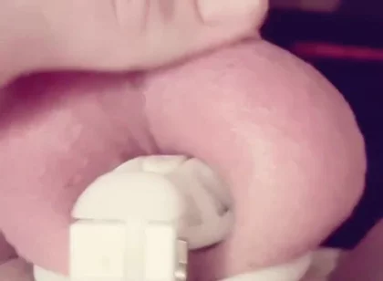 Cum in Chastitty