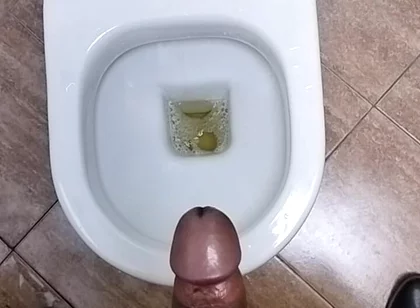 Pissing & Masturbation