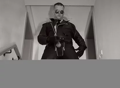 Leatherman 3 Cum Shots & Piss