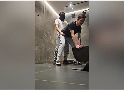 Dude Fuck Guy And Cum On Face