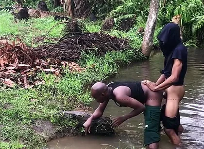 Nigerians Boys Where Caught Having Sex Inside a Swamp River with Bushes Rounding Them