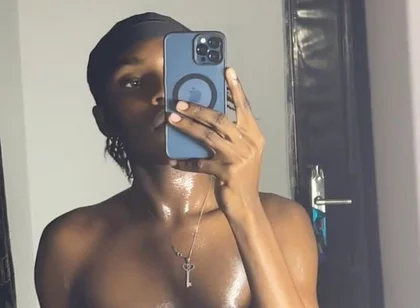 Sexy Twink Boy Get Oiled
