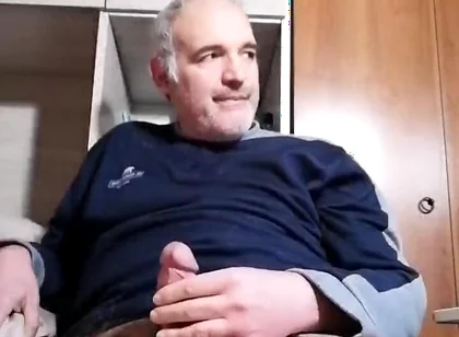 Cum for an Italian