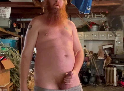 Redneck Needs to Piss!