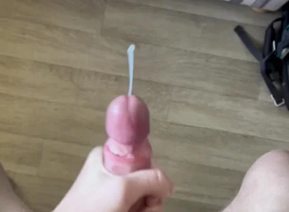 Horny Twink Needs To Release!