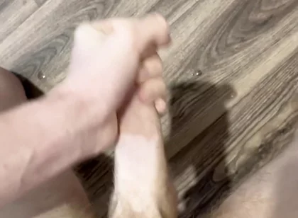 Twink - Long Cumshot. Horny Cumshot Explosion, Cum on the Floor, Hairy Legs, Arms and Hot Abs.