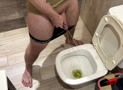 He Kisses My Big Hard Cock While I Pee
