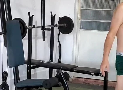 Training Naked and Carmona Saw