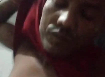 A guy just shook his dick and did it with Bear