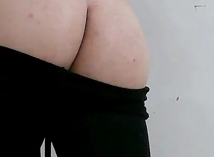 Lie Here with Me, Let's Have Strong Sex