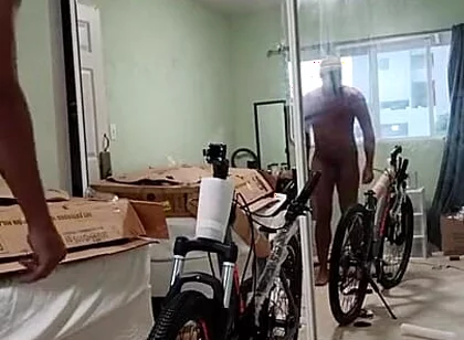 Nude Bike Construction