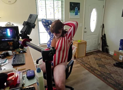 Live Cam Show Behind the Scenes