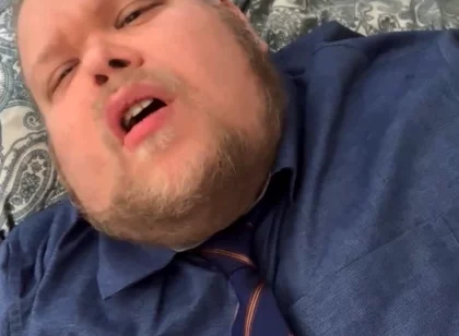 Jefbear Comes for His Boss and Shows off His Hot Chubby Body and His Big, Hot Cock with Lots of Sperm Coming Out.