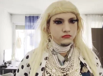 Pearl Vanesa Showing Her Body in Her Home Wearing Lovely Pearls