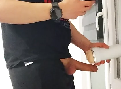 Cuming in Flashlight