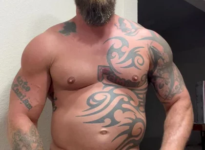 Tattooed Viking Flexes While Stroking for You