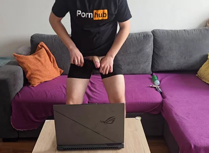 Watching Porn in My New Favorite Outfit Got Me Too Horny