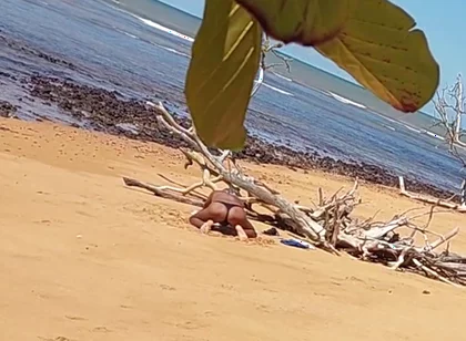 Ladysilva Was Filmed Hiding Tanning Her Hot Ass on the Beach