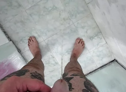 Slow Motion Pee