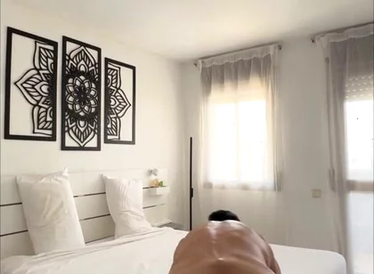 Tiding the Bed Naked